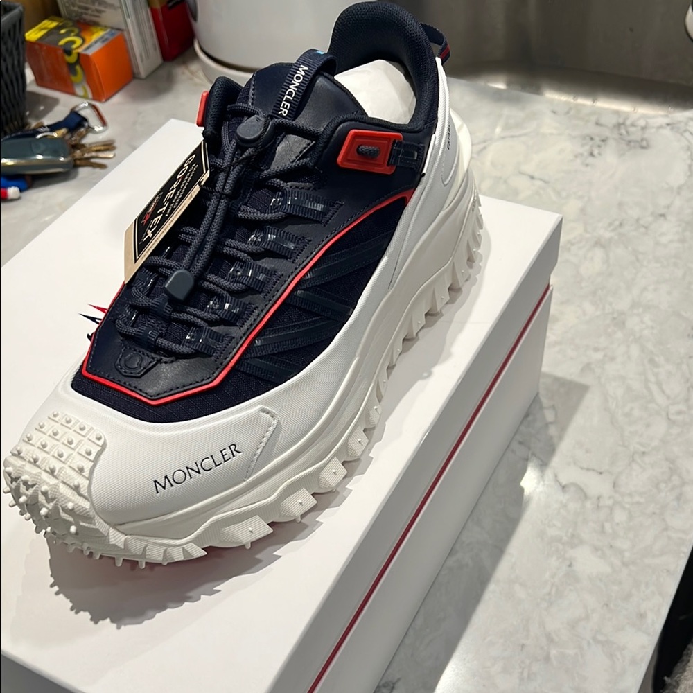 Moncler Trailgrip GTX Men's Shoes - Black